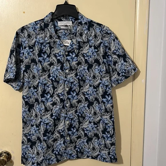 Nickel & Iron Hawaiian Print Men Collared and Button-down Shirt. NWT Size Large. - Picture 2 of 6